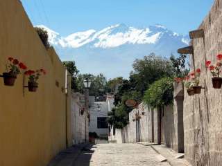 Visita la ciudad blanca de Arequipa